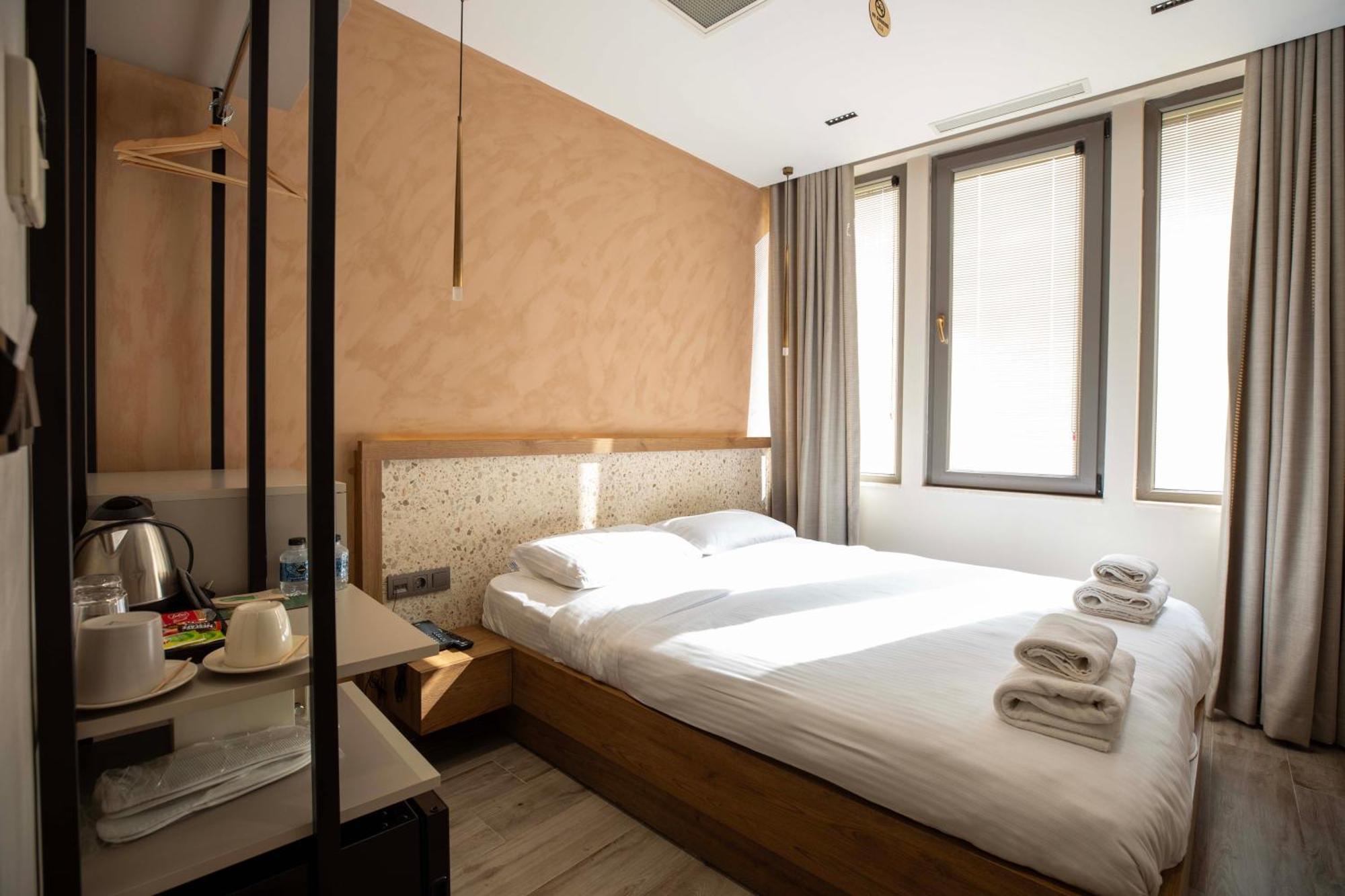 21 Rooms Hotel อิสตันบูล ภายนอก รูปภาพ
