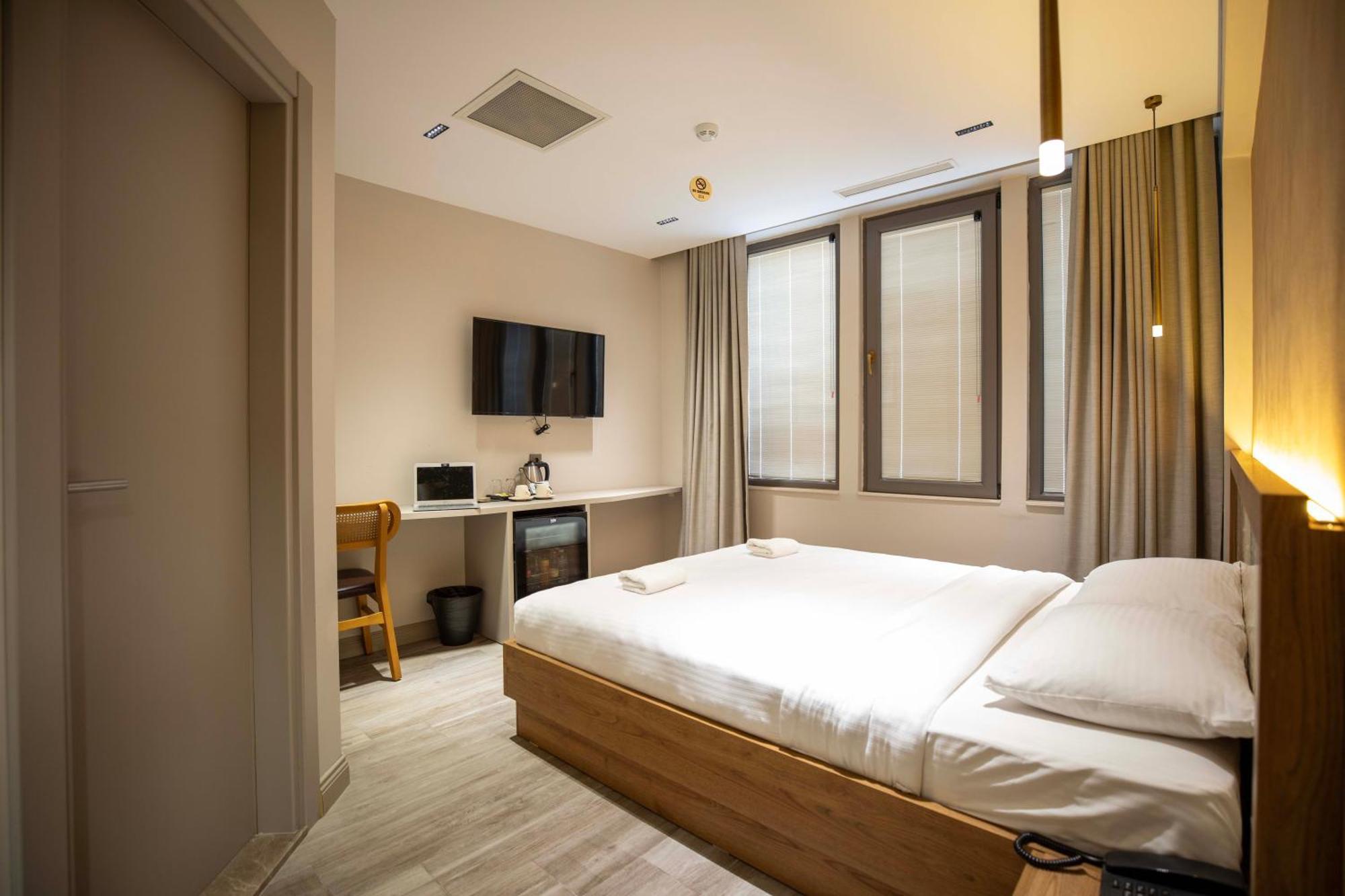 21 Rooms Hotel อิสตันบูล ภายนอก รูปภาพ